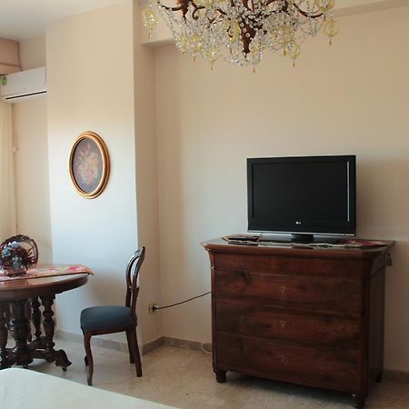B.&B Margaret'S House Bed and Breakfast Μιλάτσο Εξωτερικό φωτογραφία