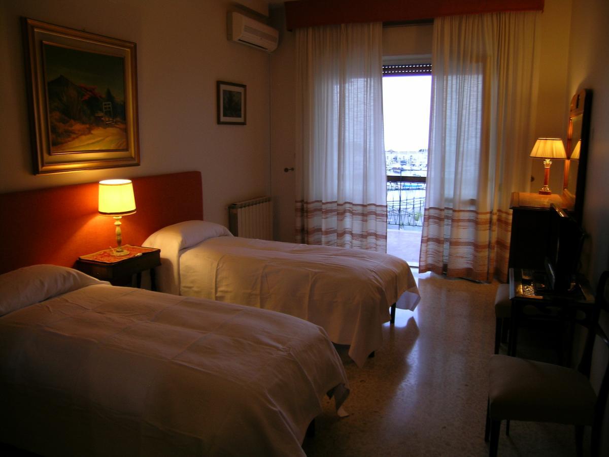 B.&B Margaret'S House Bed and Breakfast Μιλάτσο Εξωτερικό φωτογραφία