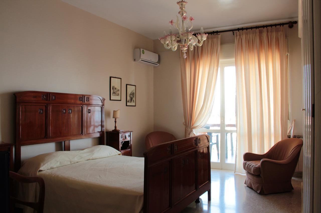 B.&B Margaret'S House Bed and Breakfast Μιλάτσο Εξωτερικό φωτογραφία